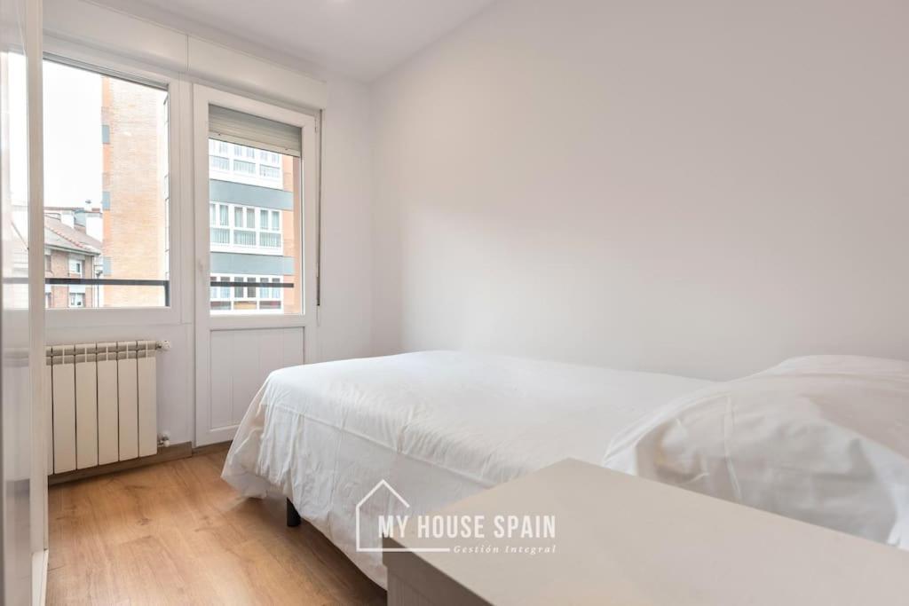 Myhousespain - Luminoso Y Amplio Piso En El Centro Gijon Exterior photo