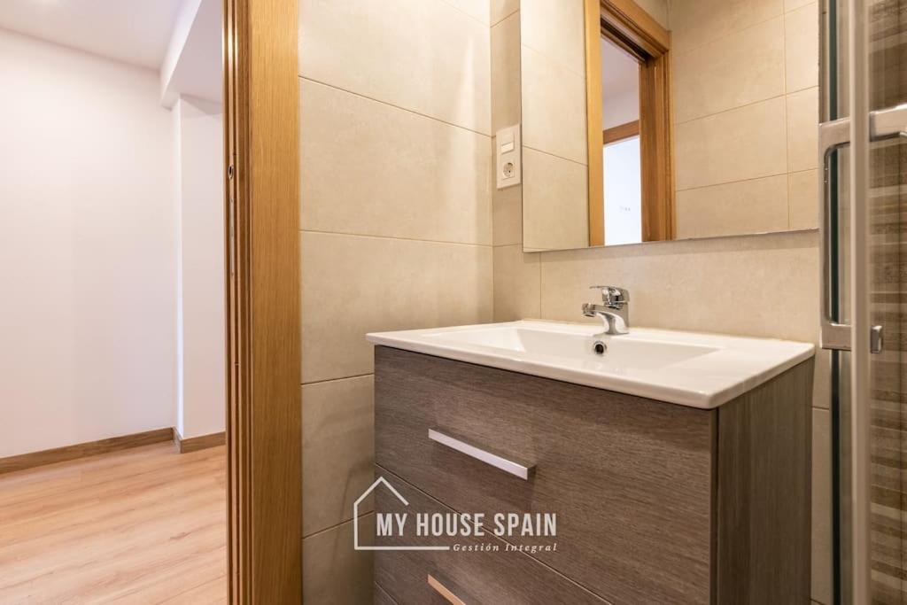 Myhousespain - Luminoso Y Amplio Piso En El Centro Gijon Exterior photo